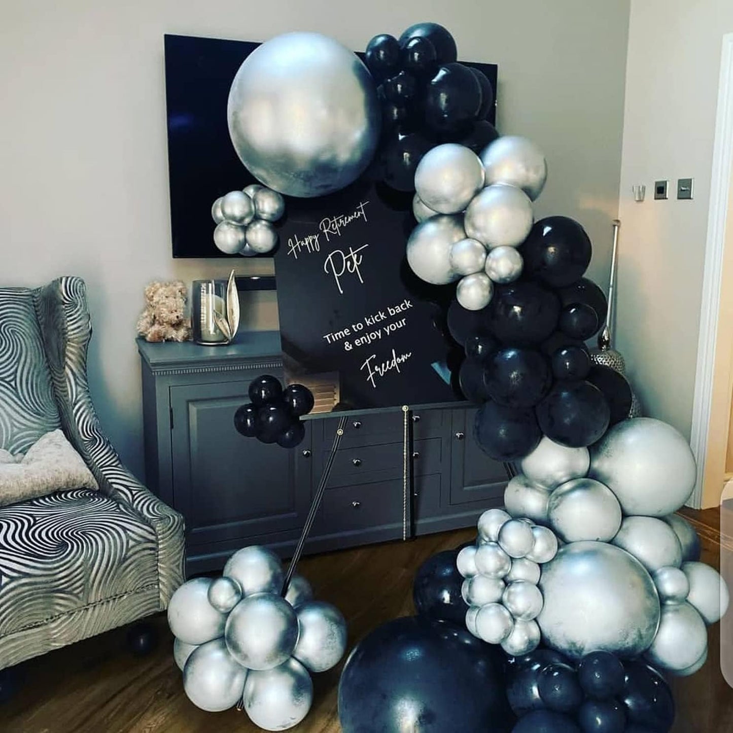 COKAOBE Black and Silver Balloons Garland Kit, 124pcs Black Metallic Silver Confetti Balloon Arch Kit for Wedding Engagements Birthday Graduation Baby Shower Celebrations Anniversary Party Decorations