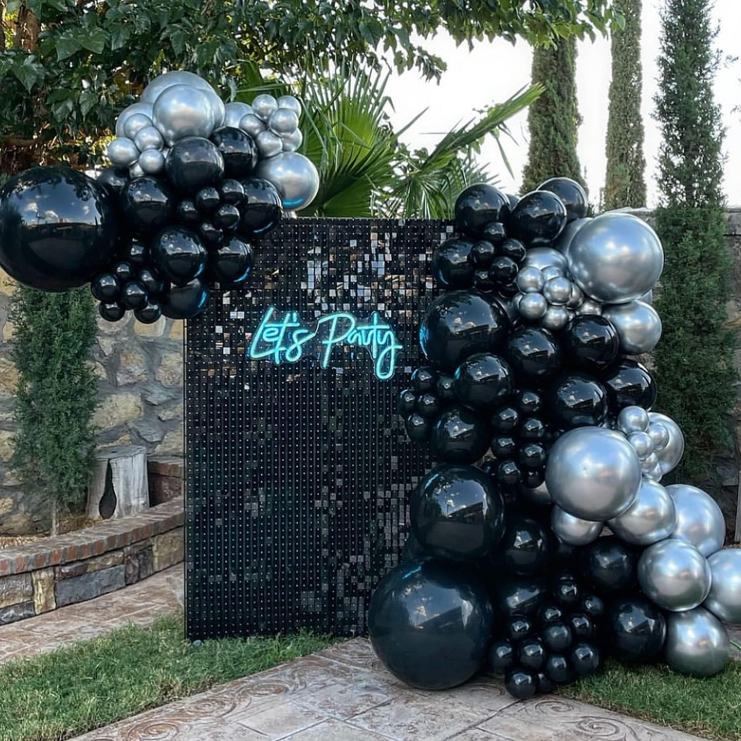 COKAOBE Black and Silver Balloons Garland Kit, 124pcs Black Metallic Silver Confetti Balloon Arch Kit for Wedding Engagements Birthday Graduation Baby Shower Celebrations Anniversary Party Decorations